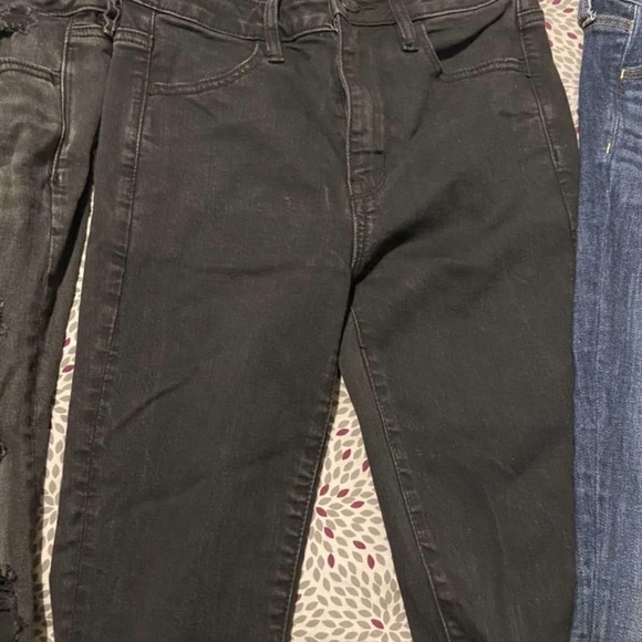 3 Perfect Condition American Eagle Jeans - Picture 3 of 5